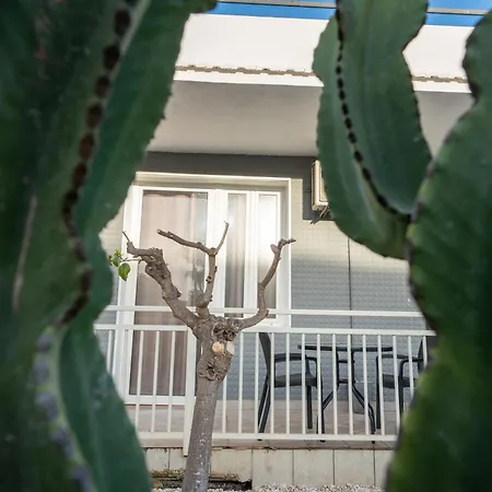 فندق مبيت وإفطار Achibea