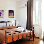 Bed & Breakfast Achibea 4*