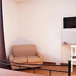 Bed & Breakfast Achibea 4*