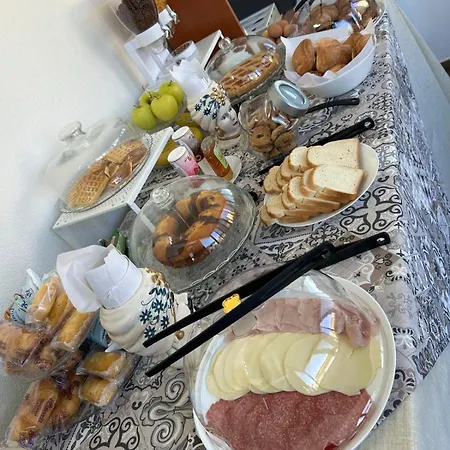 Achibea فندق مبيت وإفطار